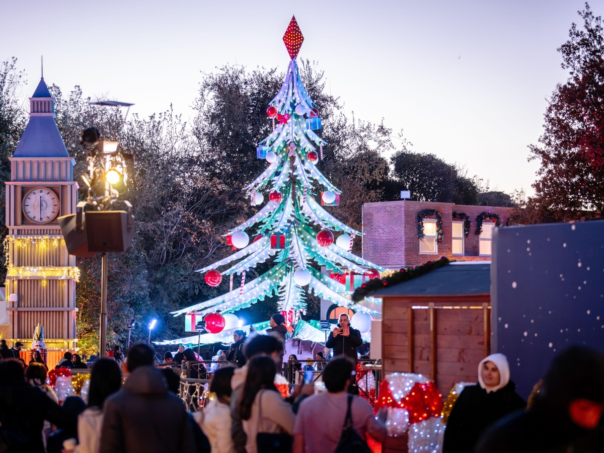 «Christmas World» a Villa Borghese, aperto il villaggio delle feste fino all'11 gennaio