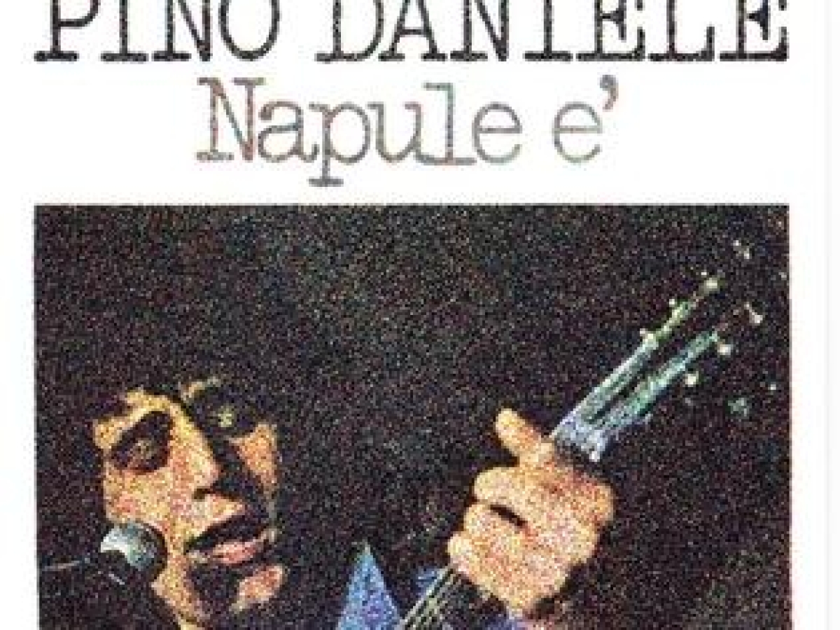 “Napule è”: dove tutto ebbe inizio. Il Comune dedica una targa a Pino Daniele nel luogo esatto in cui nacque l'inno