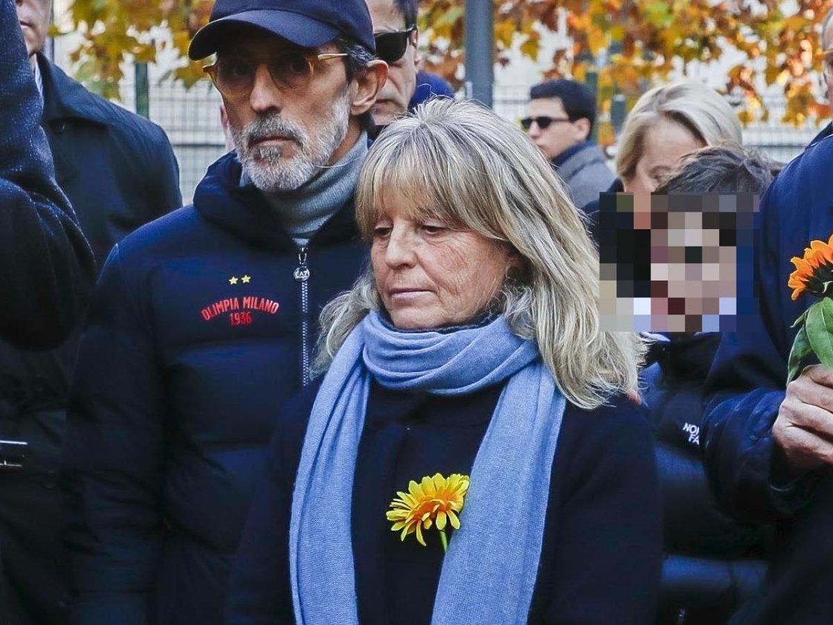 Milano, lo storico coach del basket Sandro Gamba alla «protesta dei girasoli» per Ale morto a 15 anni: «Anche io ho perso una figlia»