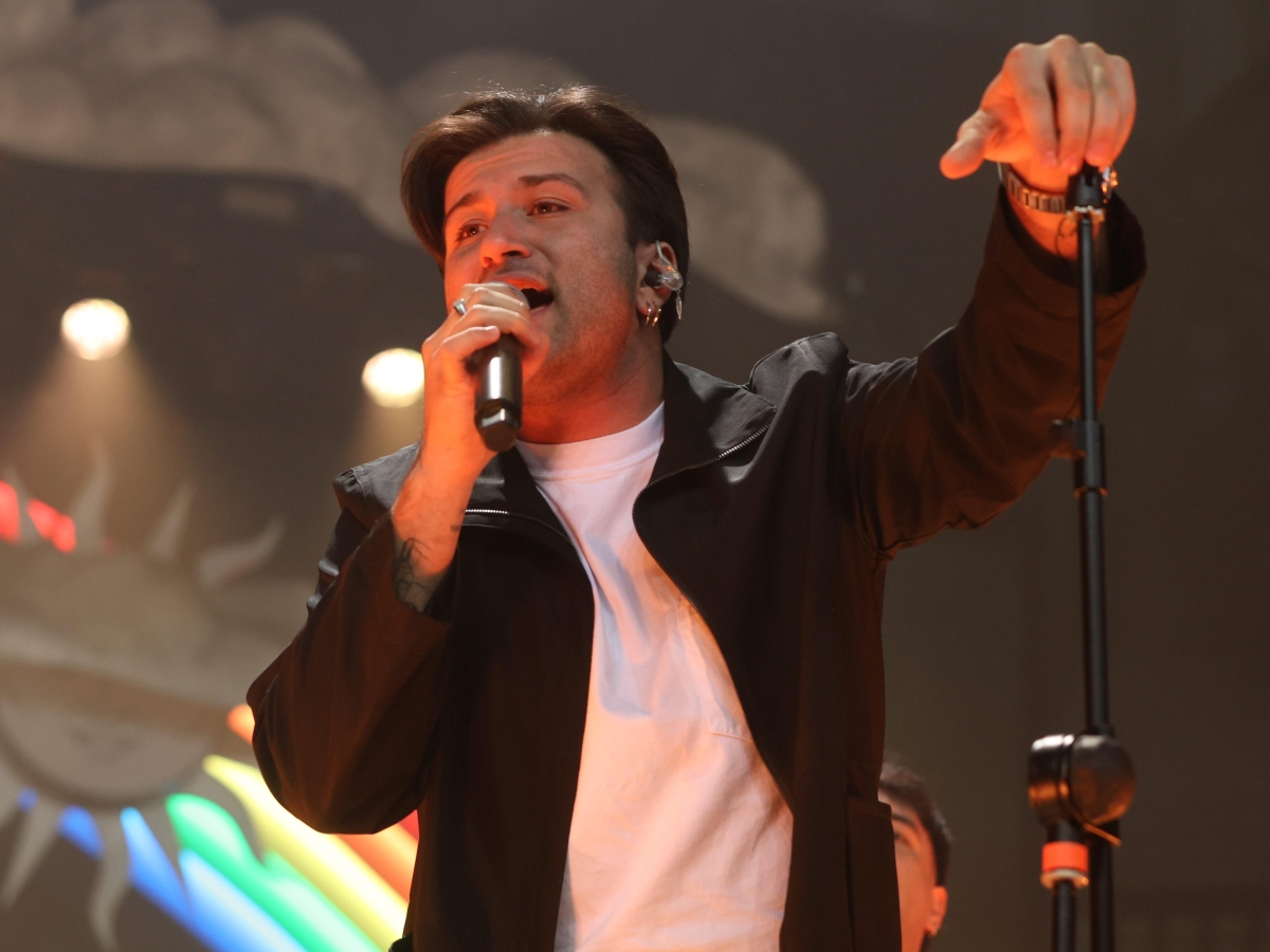 Eddie Brock, dal brano virale a Sanremo 2026: «Gestisco case vacanza, ma sono 10 anni che ci provo con la musica»