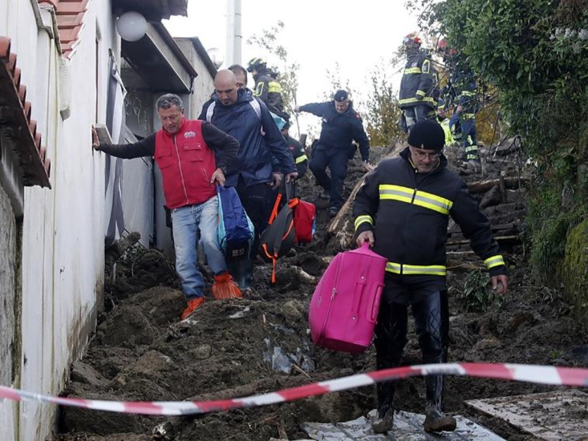 Frana di Casamicciola, archiviazione respinta: altri 30 giorni di indagini per individuare i responsabili