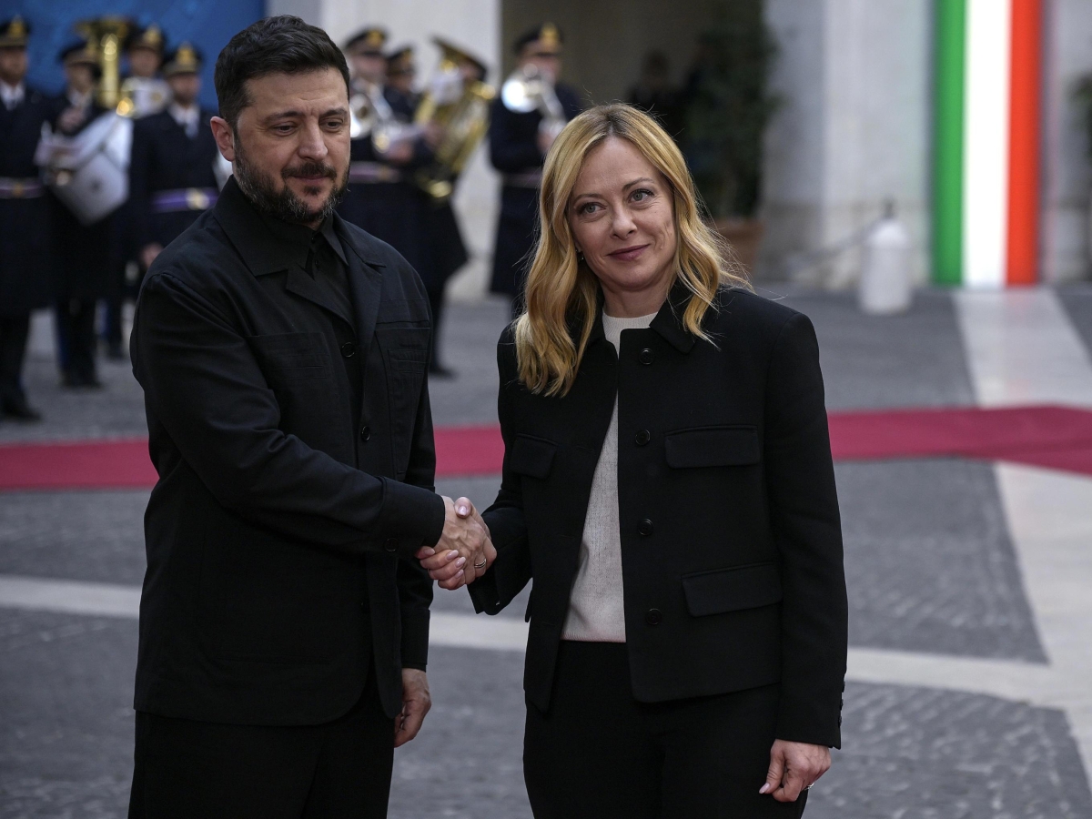Zelensky dal Papa, poi da Meloni: «Conto sull’Italia. In Ucraina voto in 2 3 mesi»La premier evoca «concessioni dolorose» ?