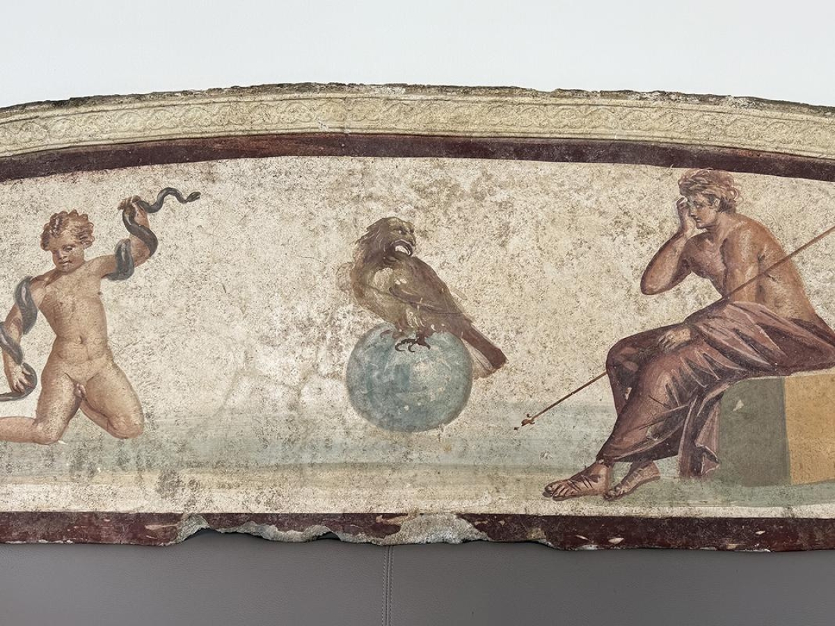 Pompei, torna a casa l'Ercole bambino: l'affresco rubato ritrovato in America
