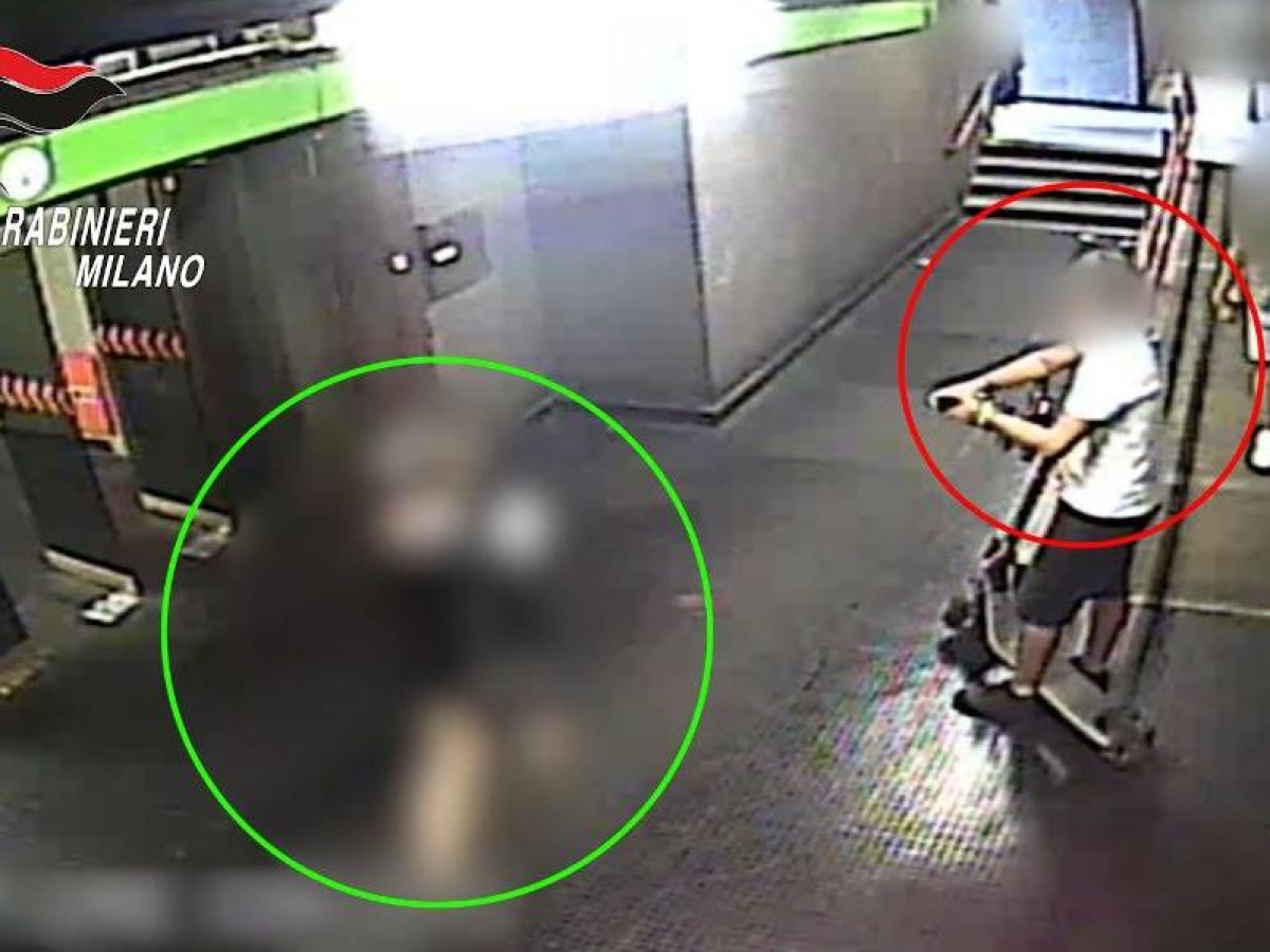 Milano, 19enne arrestato per aver violentato due ragazzine: le vittime scelte in metrò e pedinate fino a casa