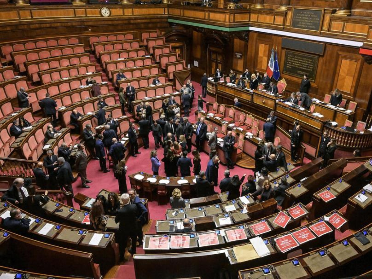 Le telefonate dal Quirinale, il dialogo con Mantovano: così è nato lo stop a 5 norme. il retroscena sulla Manovra