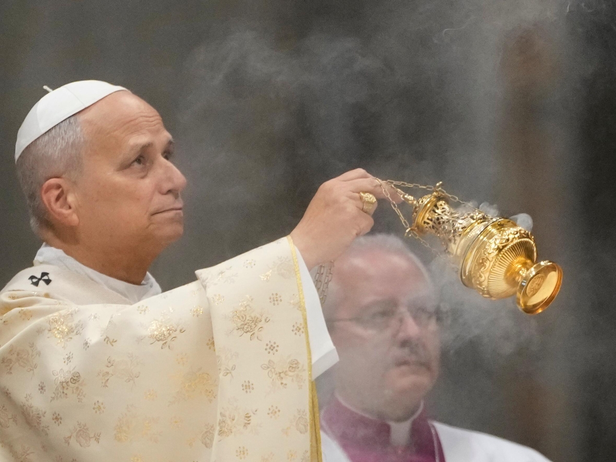 la prima messa di natale di papa leone xiv penso alle tende di gaza esposte al freddo in corso la benedizione urbi et orbi da Xml2.corriere.it la prima messa di natale di papa leone xiv penso alle tende di gaza esposte al freddo in corso la benedizione urbi et orbi