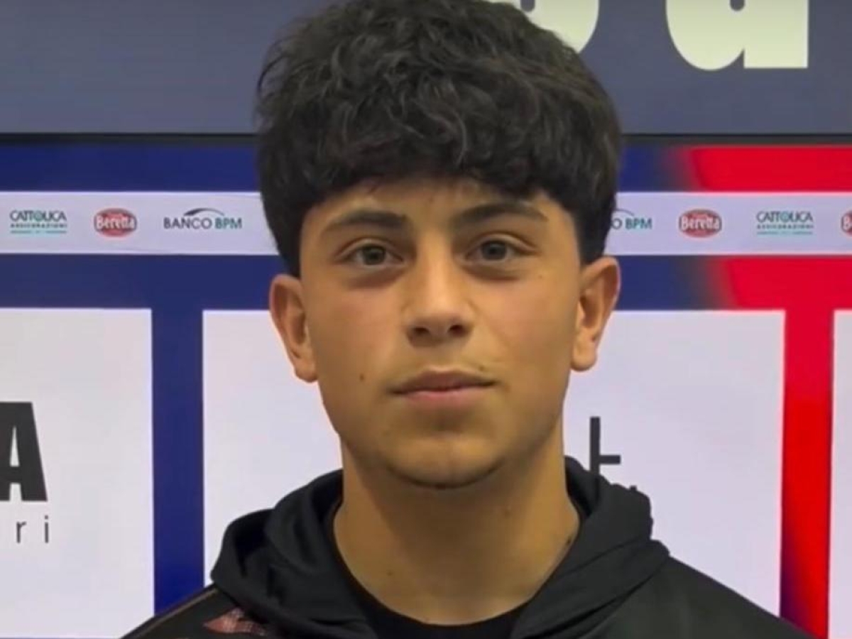 Bruno Petrone, il calciatore 18enne accoltellato a Napoli. La mamma: «Mi ha chiesto se potrà tornare a giocare»