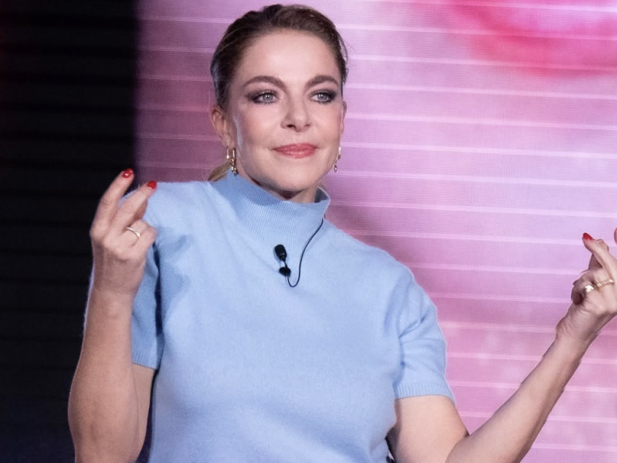 Claudia Gerini: «Sono in pausa di riflessione con il mio compagno Riccardo Sangiuliano»
