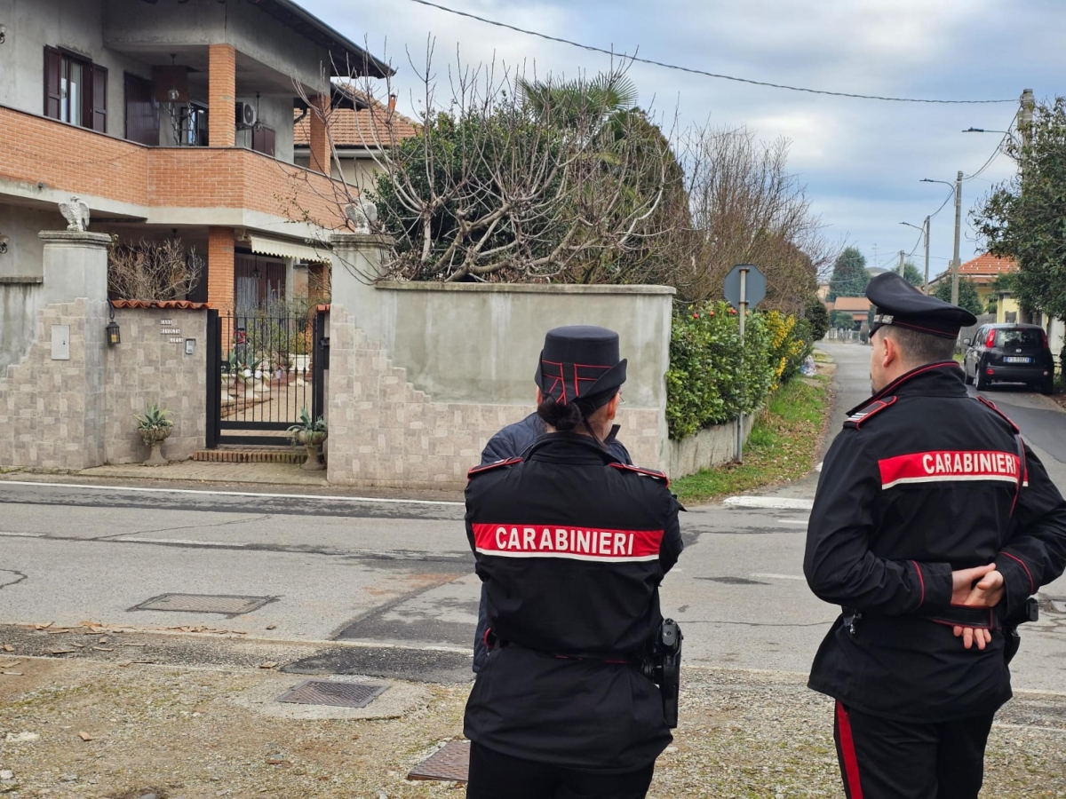 Lonate Pozzolo, dopo la morte del rapinatore si mobilitano i clan: «servizio d'ordine» in auto per scoraggiare le vendette dei rom