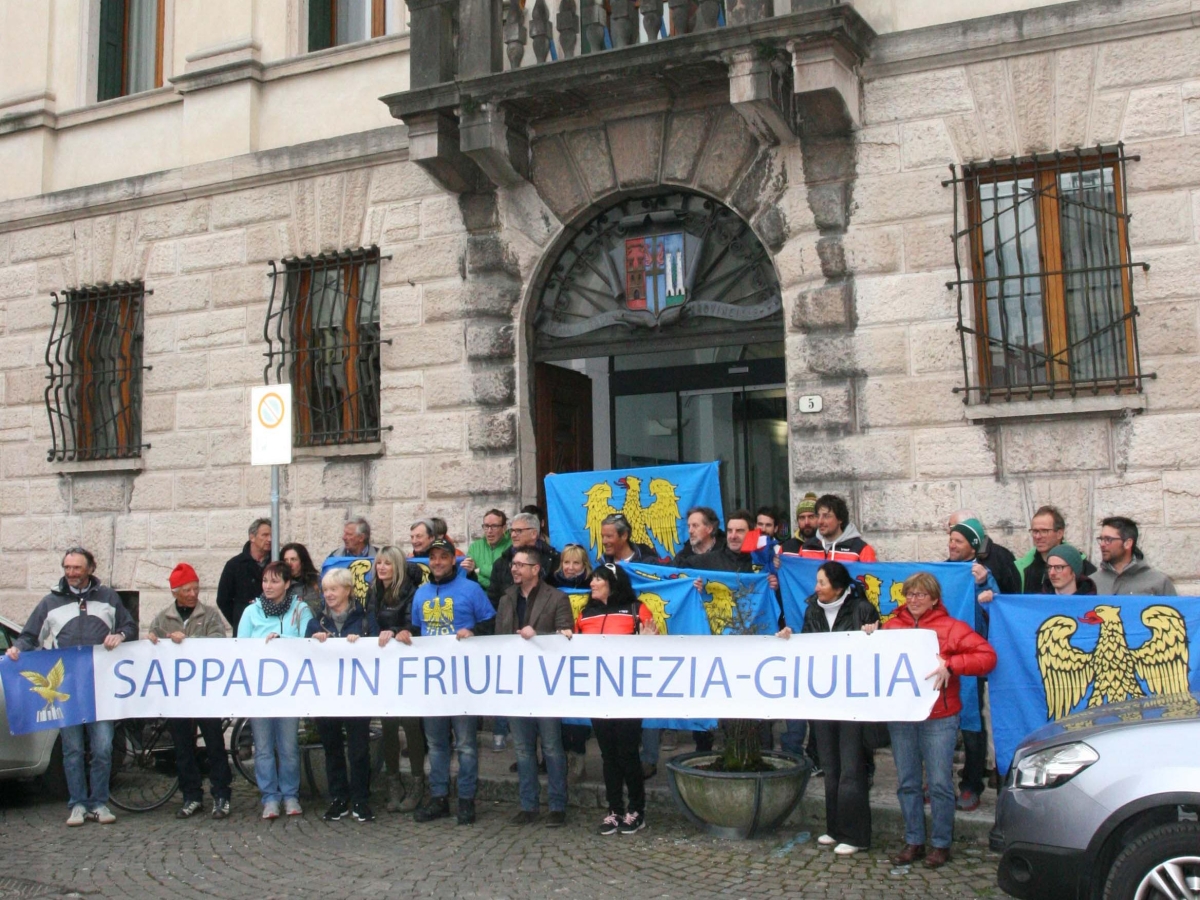 I Comuni «secessionisti» in Veneto, i referendum e l’addio negato: vent’anni fa l’apripista Lamon, ma solo Sappada si è staccata