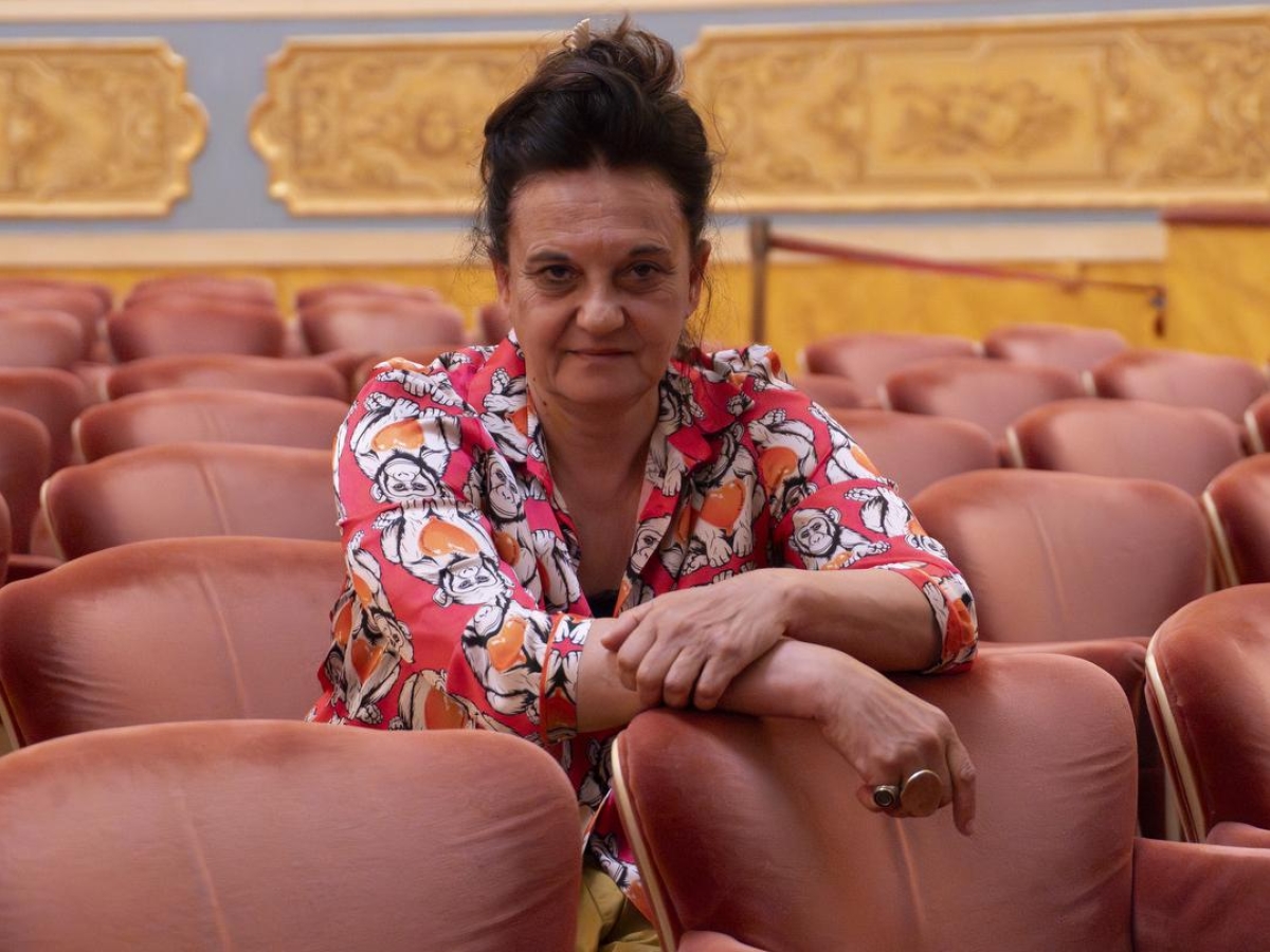 Le famiglie tossiche di Emma Dante: «Ho sempre indagato su legami morbosi e violenza domestica. Per farlo uso il dialetto, una lingua segreta»