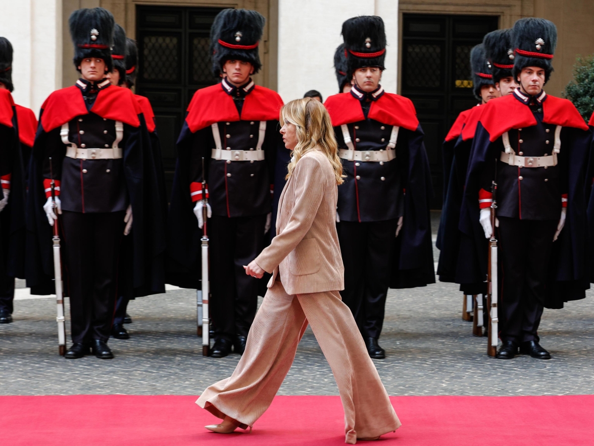 Meloni vara il decreto sicurezza. Poi attacca: «Scarcerati i contestatori di Torino? Mi indigna. Doppiopesismo dei magistrati»