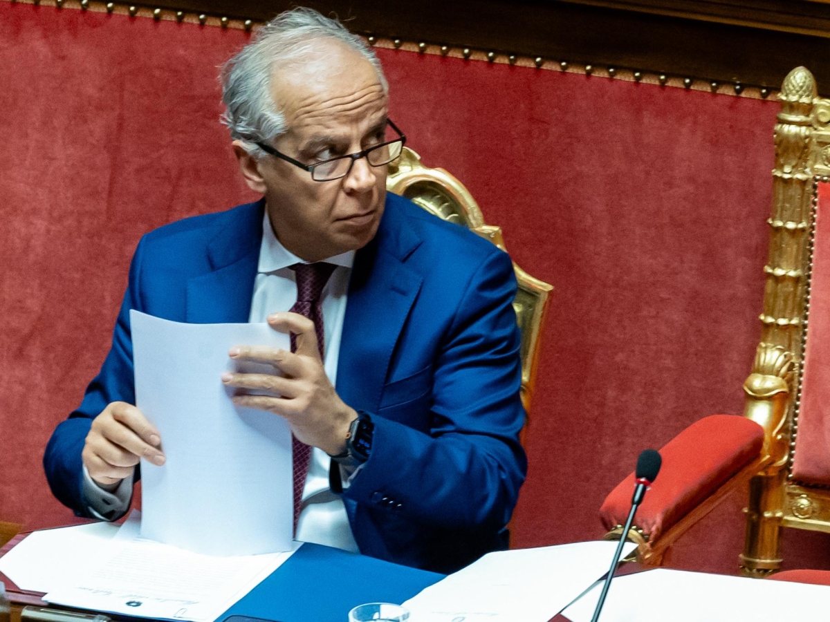 Matteo Piantedosi: «Violenze nei cortei e treni sabotati, c’è chi vuole solo il caos. L’opposizione collabori per difendere lo Stato»