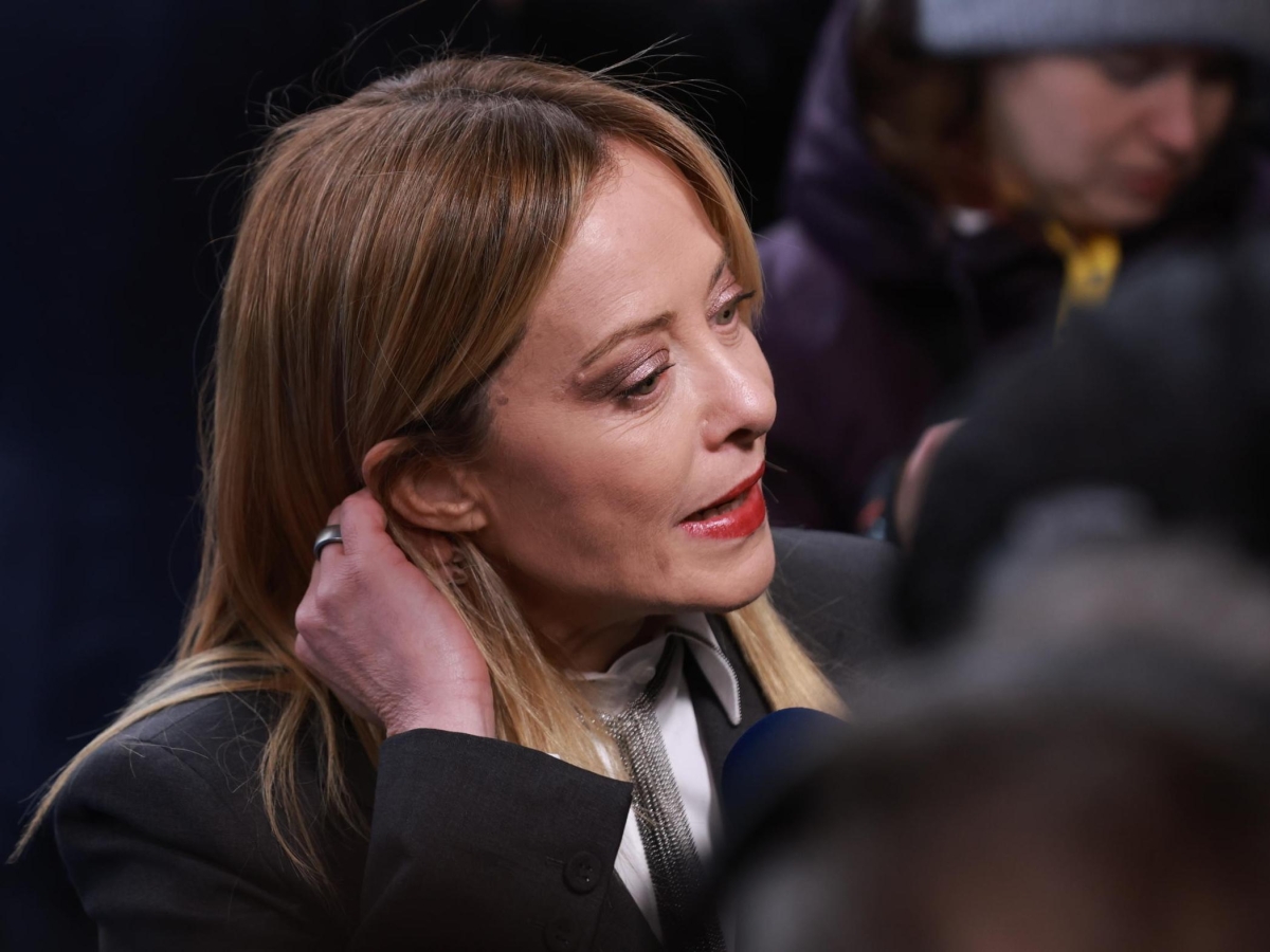 Meloni al vertice europeo: «Un motore italo-tedesco? Sì, c'è, ma non a danno di altri. Favorevole agli eurobond, ma è un tema divisivo nell'Ue»