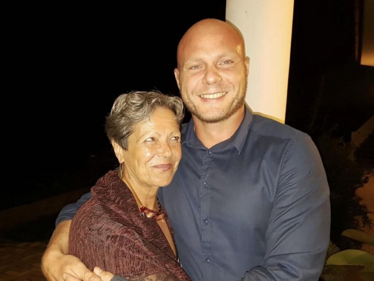 Manziana, parla Simonetta Pasqualini, madre del runner ucciso dai rottweiler: «Condanna lieve. Legalizzato l'omicidio a mezzo cane»