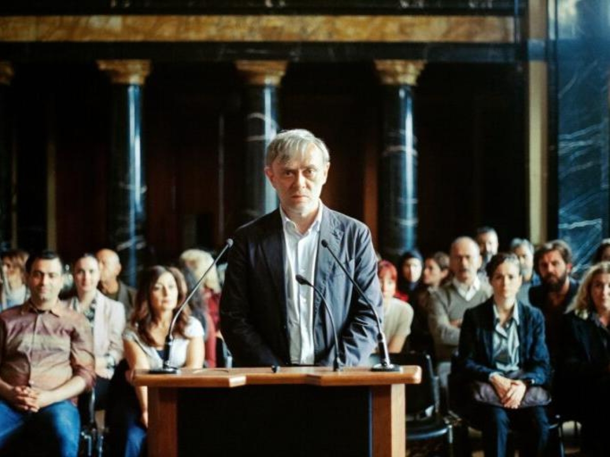 «Gelbe Briefe» (Lettere gialle») di Ilker Çatak: un monito contro le tendenze autocratiche