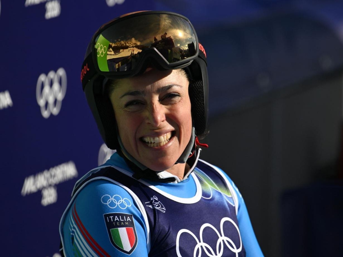 brignone e goggia a caccia di una medaglia nel gigante poi lo snowboard a squadre tutti gli italiani in gara oggi atleti e orari