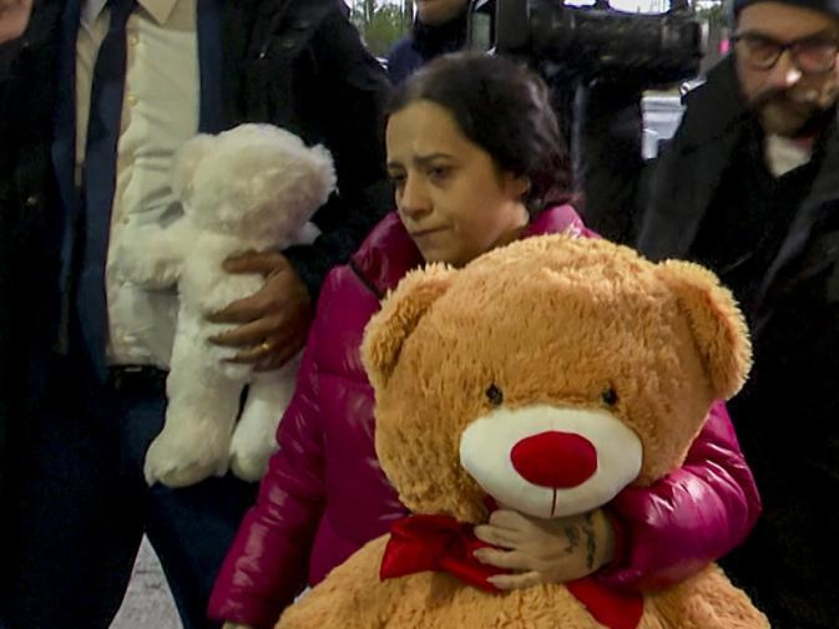 Napoli, la mamma del bimbo col cuore «bruciato»: «Non perdo la speranza, per oggi resta trapiantabile»