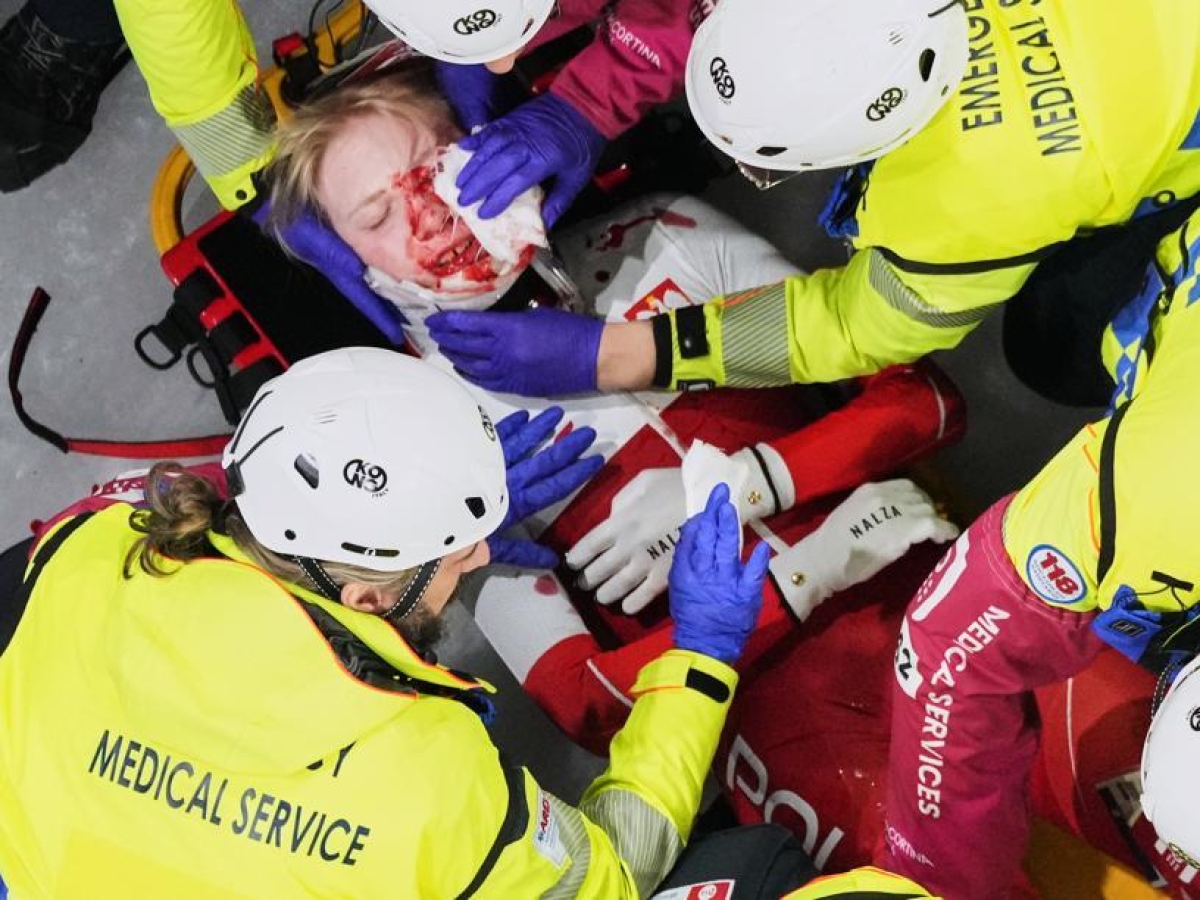 Paura per la polacca Sellier nello short track, la lama dell Paura per la polacca Sellier nello short track, la lama dell