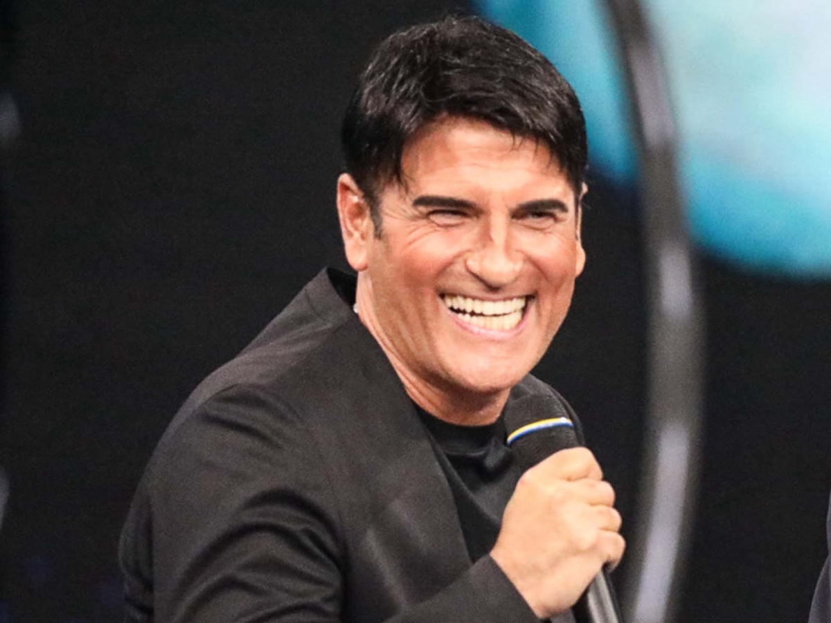 Sal Da Vinci in gara a Sanremo: «Arrivai sul podio nel 2009, ma la casa discografica non mi aiutò. Mi ha salvato TikTok con "Rossetto e caffè"»