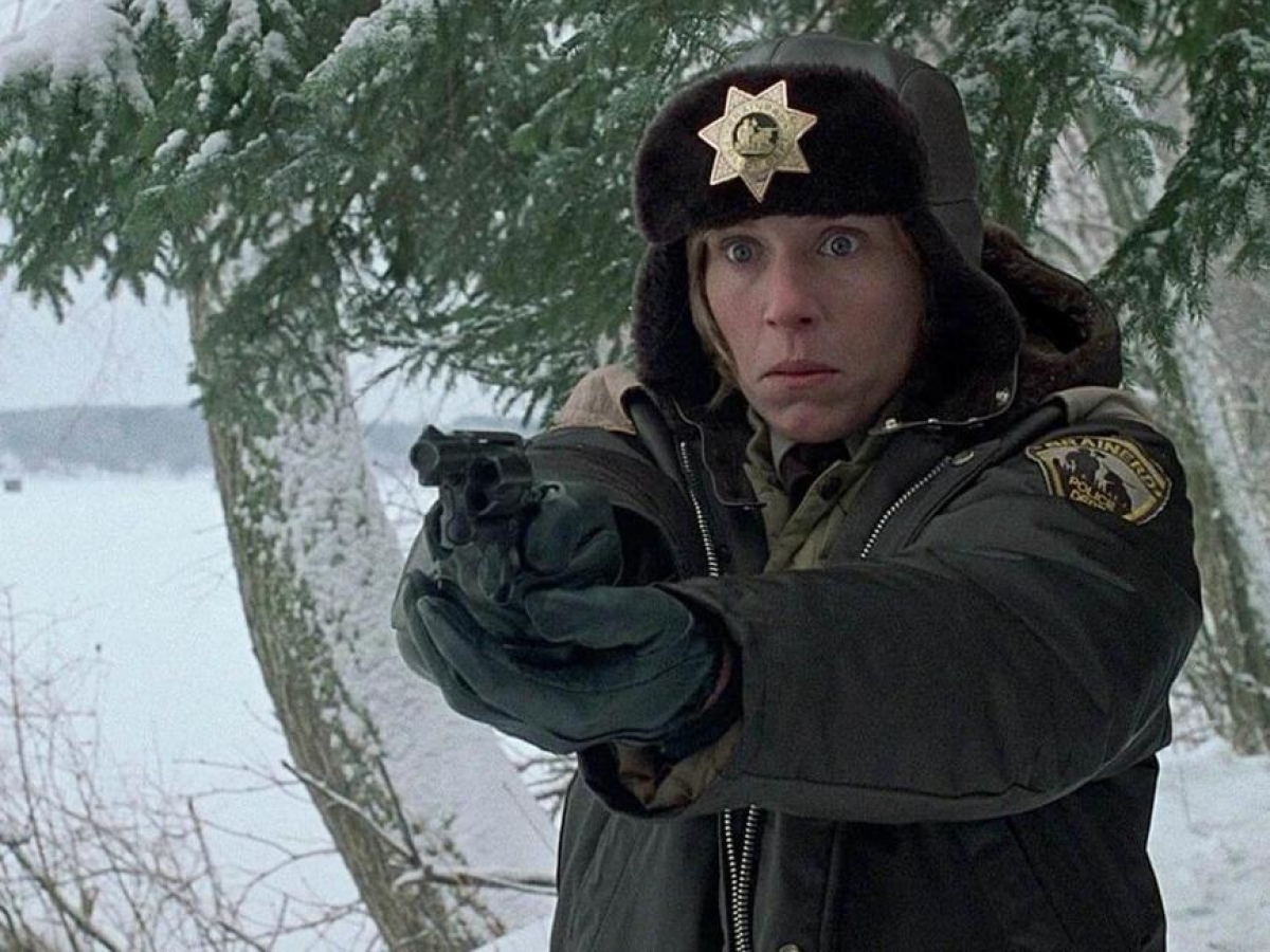 «Fargo», compie 30 anni il capolavoro dei Coen: un noir innevato in cui l'orrore convive con l'ordinario