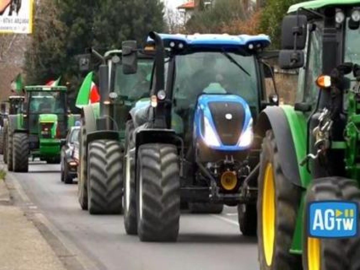 Trattori (e pescatori) in marcia a Roma contro il Mercosur: «Produttori e consumatori italiani sempre più deboli»