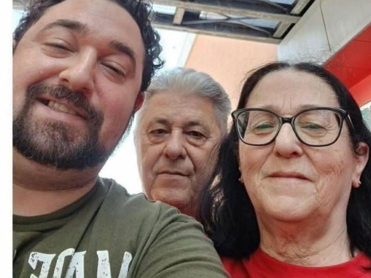 Famiglia Ardovini uccisa sulla Collatina a Roma, oggi i funerali. L'unico figlio sopravvissuto: «Mi rincuora sapere che eravate assieme». Presente il sindaco