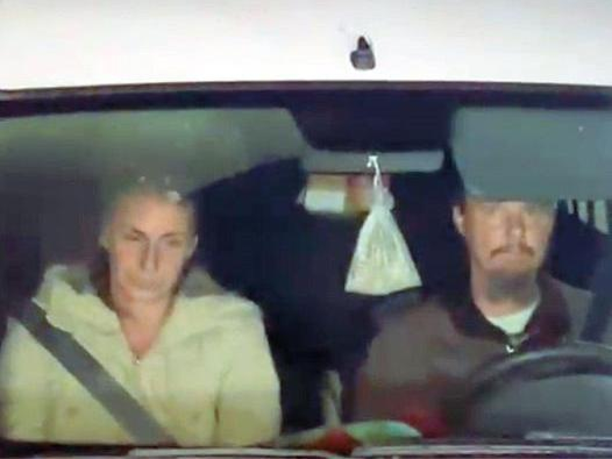 Famiglia nel bosco, si muove il governo: «Nordio sta inviando gli ispettori»