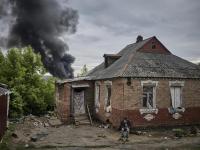 Guerra in Ucraina, Kiev: via alla nuova leva a 25 anni. Un caso l'invito di Macron a Mosca