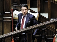 Giuseppe Conte: «A noi fa orrore la Ue bellicista. Rischia di portarci in guerra, protesteremo a Strasburgo»