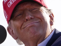 Le Borse sull'altalena e Trump annuncia: metterò il veto sulla legge che vuole limitare i miei poteri sui dazi