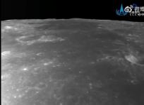 Le immagini della discesa della sonda cinese Chang'e-6 sulla superficie della Luna