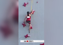 Campionato di arrampicata: l'atleta cinese vince in 6 secondi
