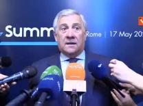 Lgbt+, Tajani si smarca: «Sono diritti inviolabili». La telefonata di mezz'ora con Meloni dopo lo scontro sul superbonus