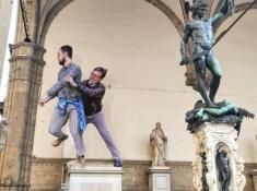 Firenze, Nardella ora «perdona» gli autori del blitz contro Palazzo Vecchio. Ma era davvero tutto annunciato?