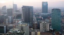 Lo skyline di Milano visto dalla terrazza panoramica del grattacielo Pirelli, 21 febbraio 2024. ANSA/ ANDREA FASANI
