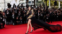 Cannes 2024, pagelle ai look seconda serata, Eva Green e Greta Gerwig, rosso e nero da 8, Iris Mittenaere intrappolata in un ramo 5, Naomi statuaria, 9