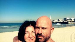 Chi era Daniela Shualy, la moglie di Raiz morta di cancro: 47 anni, la figlia di 6 anni Lea, la lunga malattia