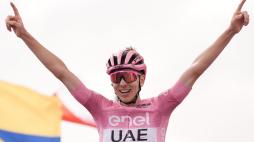 Giro d'Italia 2024, risultato. la tappa Manerba del Garda-Livigno: Pogacar epico, stacca tutti e vince