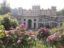 Torino e i profumi, un fine settimana speciale alla Villa della Regina