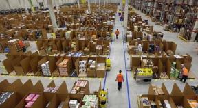 Amazon, a Peschiera Borromeo un nuovo centro di distribuzione: aperte le candidature per 80 assunzioni