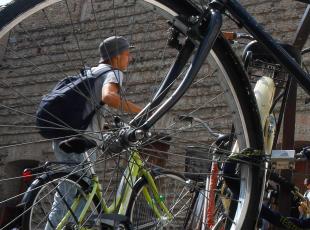 Firenze, Palazzo Vecchio premia i ciclisti. Più si pedala e  più si  guadagna