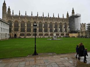 Cambridge cancella la parola "anglosassone": «La usavano i suprematisti bianchi»