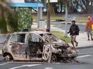 In Nuova Caledonia rivolta contro Parigi: tre morti e centinaia di arresti