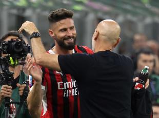 AC Milan's Olivier Giroud  (L) leaves the pitch during the Italian serie A soccer match between AC Milan and Salernitana at Giuseppe Meazza stadium in Milan,  25 May  2024. ANSA / MATTEO BAZZI
