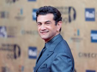 Vinicio Marchioni: «Chi recita impara a star solo ma è scrivendo un libro che l'anima si rivela, nel silenzio»