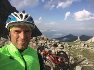 Lo scialpinista Omar Ferrero morto in gara, il dolore degli amici