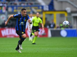 MILAN, ITALY - APRIL 28:  Lautaro Martinez of FC Internazionale in action during the Serie A TIM match between FC Internazionale and Torino FC at Stadio Giuseppe Meazza on April 28, 2024 in Milan, Italy. (Photo by Mattia Pistoia - Inter/Inter via Getty Images) (Photo by Mattia Pistoia - Inter/Inter via Getty Images)