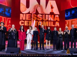 Una nessuna centomila all'Arena di Verona: «Insieme per le donne»