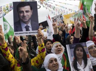 Turchia, condannato a 42 anni il leader curdo Demirtas